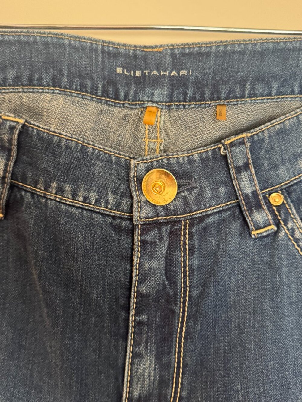 Elie Tahari Dark Wash Bootcut Jeans Sz 10